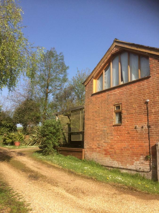 Ralph'S Barn Villa Newport  Eksteriør billede